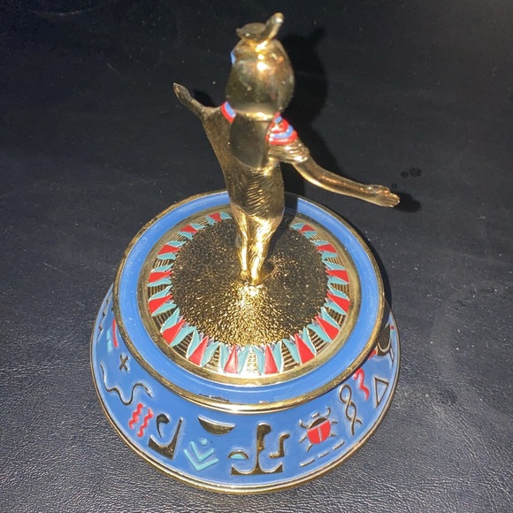 Egyptian Collectible Glass Dome - Picture 4 of 5